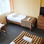 Проживание в семье Zlocien *